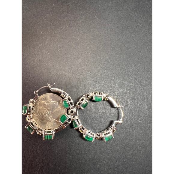 NEW malachite and peridot inside out hoop earrings in platinum over brass - Picture 3 of 13